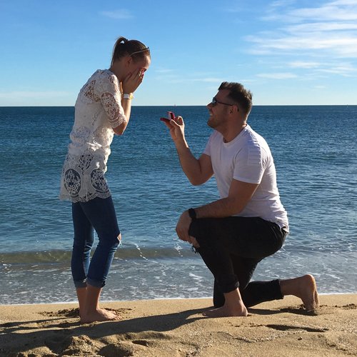 Vivien és Dávid eljegyzési képe